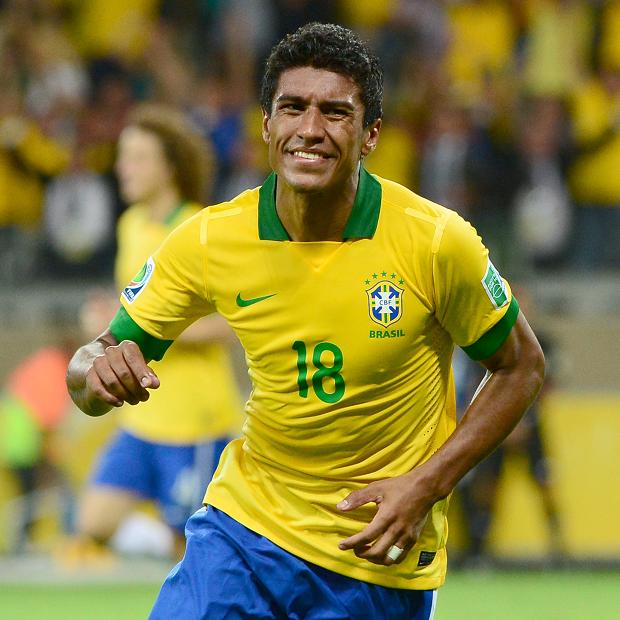Paulinho es del Tottenham